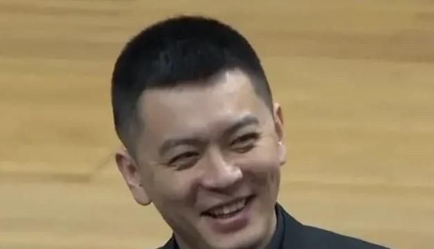 女王别墅调教脚奴